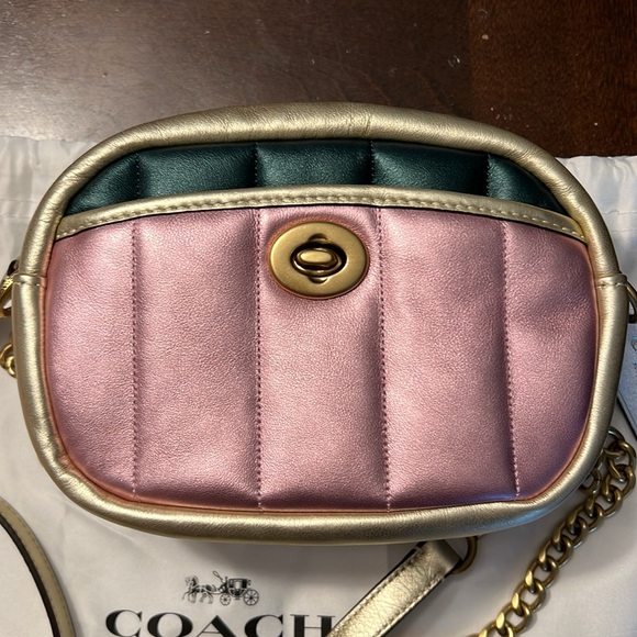 Coach Small Camera Bag With Colorblock Quilting - Picture 2 of 5